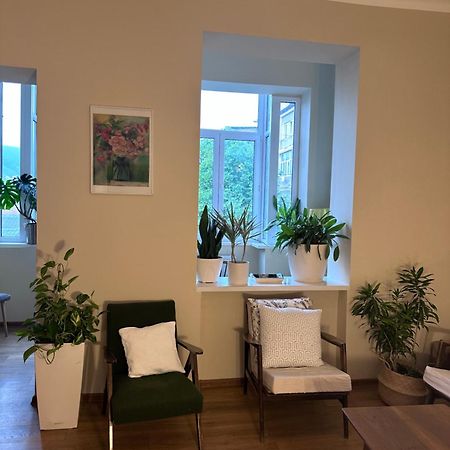 Feel At Home Chugureti Tbilisi Ngoại thất bức ảnh